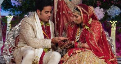 Akash Ambani Shloka Mehta Wedding रजनीकांत की बेटी सौंदर्या ने सोशल मीडिया पर तस्वीर शेयर की Akash Ambani Shloka Mehta Wedding रजनीकांत की बेटी सौंदर्या ने सोशल मीडिया पर तस्वीर शेयर की